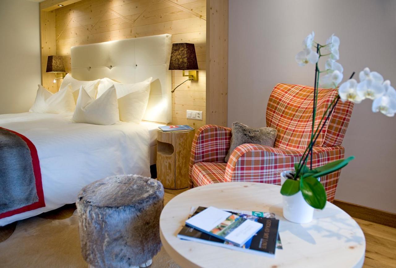 Golfhotel Les Hauts De & 4*