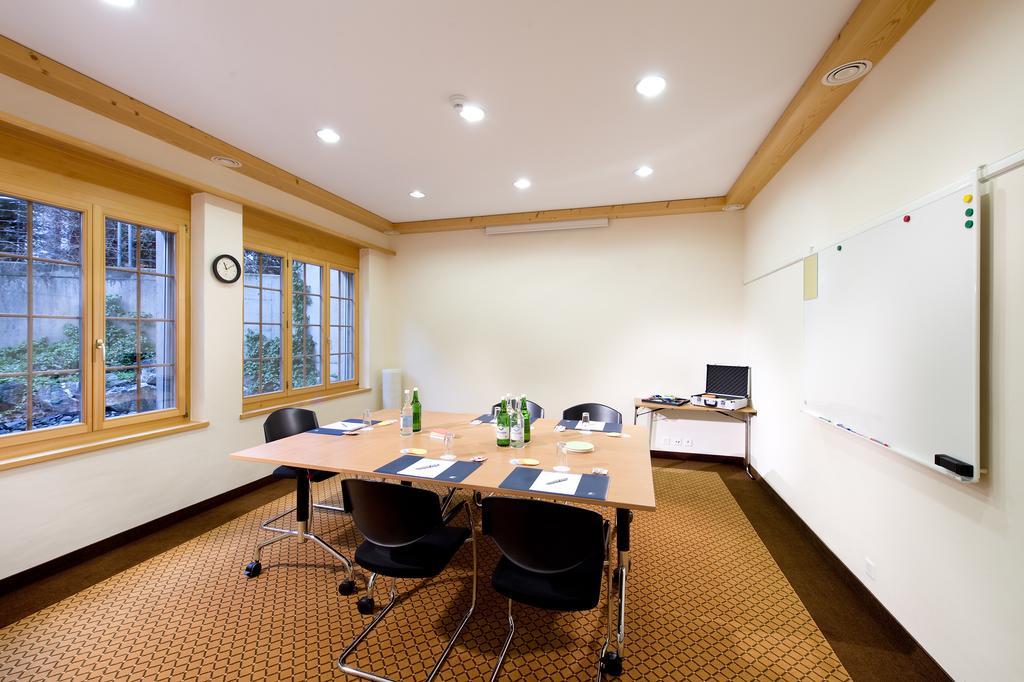 होटल Golfhotel Les Hauts De &